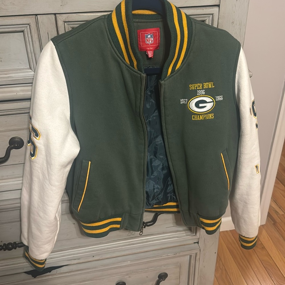 Women’s Green Bay Bomber Jacket (VINTAGE)